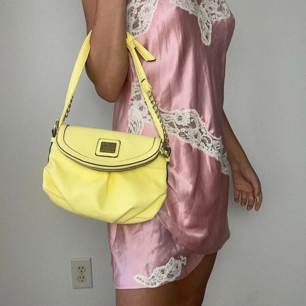 00s leather Juicy Couture purse with chain strap